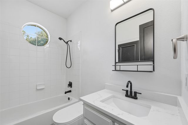 560 Palomino Drive, Lucas, TX 75002