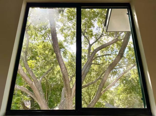 2009 Canterbury ST 1, Austin, TX 78702