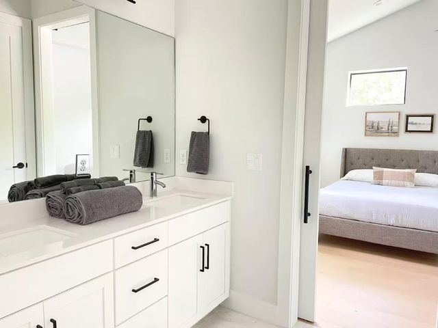 2009 Canterbury ST 1, Austin, TX 78702