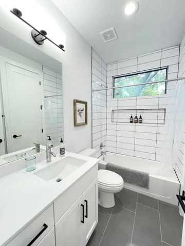 2009 Canterbury ST 1, Austin, TX 78702