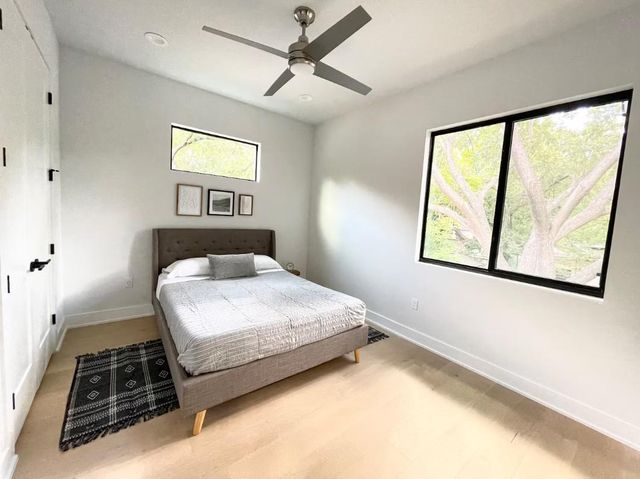 2009 Canterbury ST 1, Austin, TX 78702