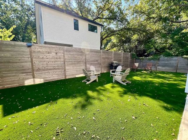 2009 Canterbury ST 1, Austin, TX 78702