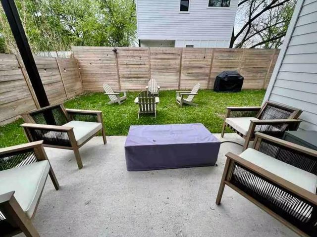 2009 Canterbury ST 1, Austin, TX 78702