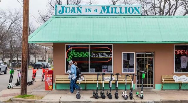 2009 Canterbury ST 1, Austin, TX 78702