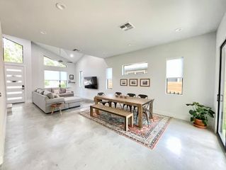 2009 Canterbury ST 1, Austin, TX 78702