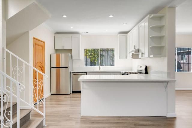 2648 Arvia Street, Los Angeles, CA 90065