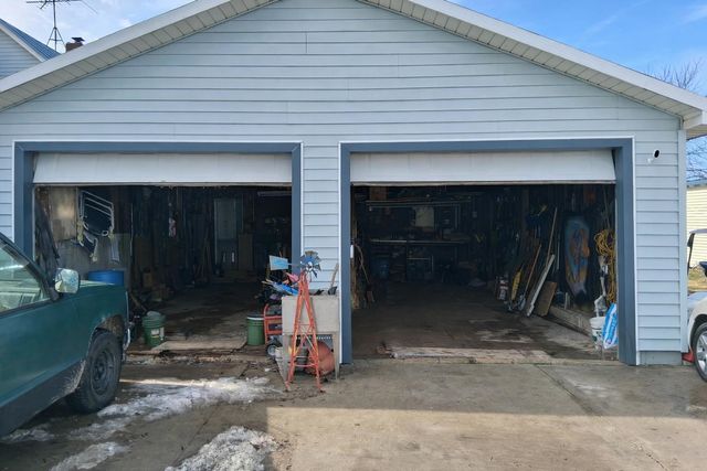 1324 Townline 14 Road, Auburn, MI 48611