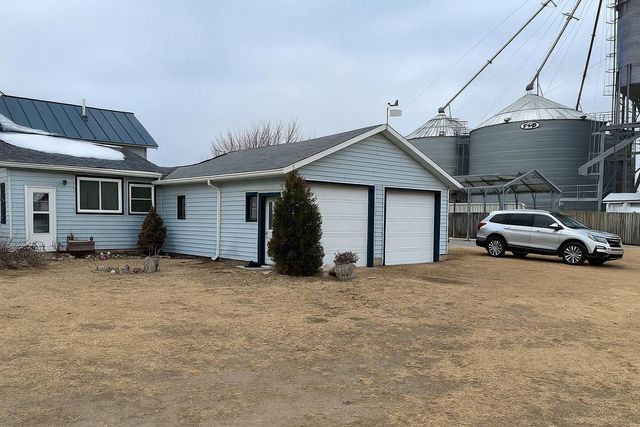 1324 Townline 14 Road, Auburn, MI 48611