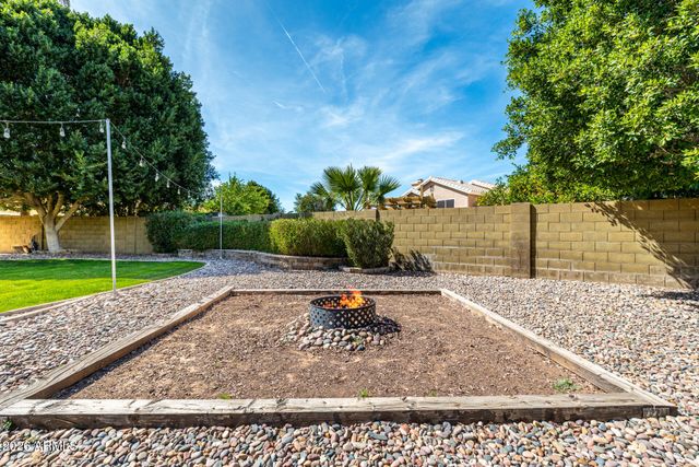 1182 E ERIE Street, Chandler, AZ 85225