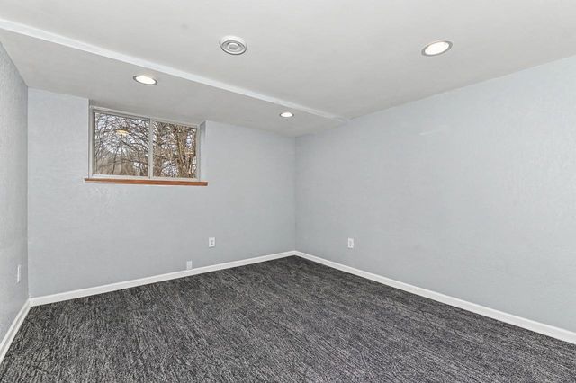 3355 S Cari Adam DRIVE, New Berlin, WI 53146