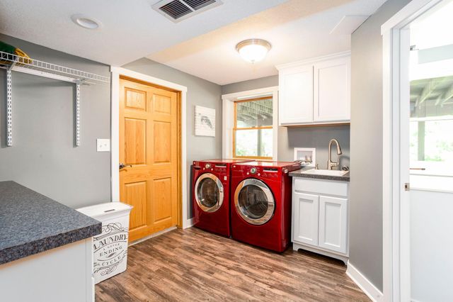 317 N Cudd Avenue, River Falls, WI 54022