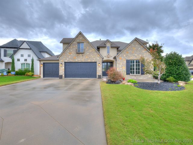 10712 S 95th East Court, Tulsa, OK 74133