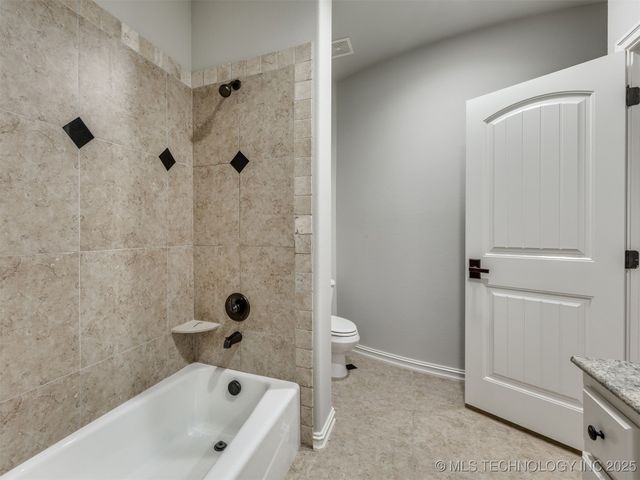 10712 S 95th East Court, Tulsa, OK 74133