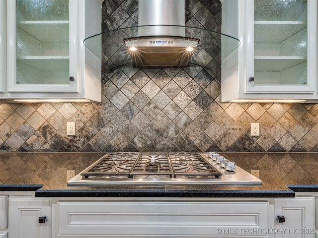 10712 S 95th East Court, Tulsa, OK 74133