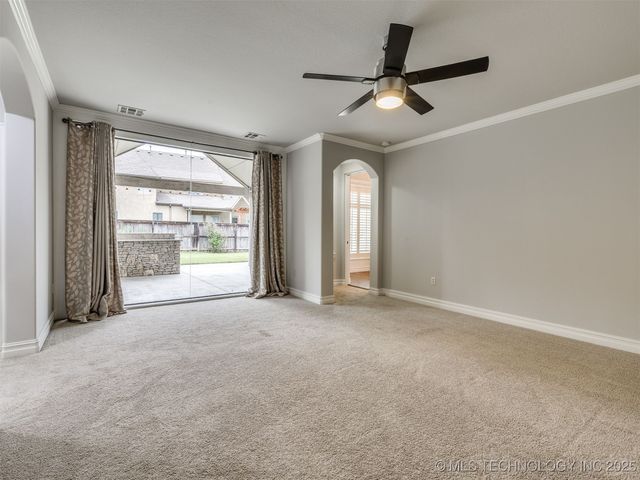 10712 S 95th East Court, Tulsa, OK 74133