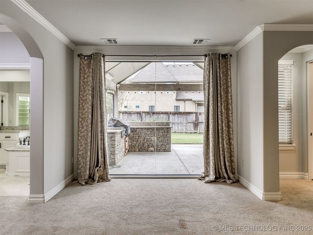 10712 S 95th East Court, Tulsa, OK 74133