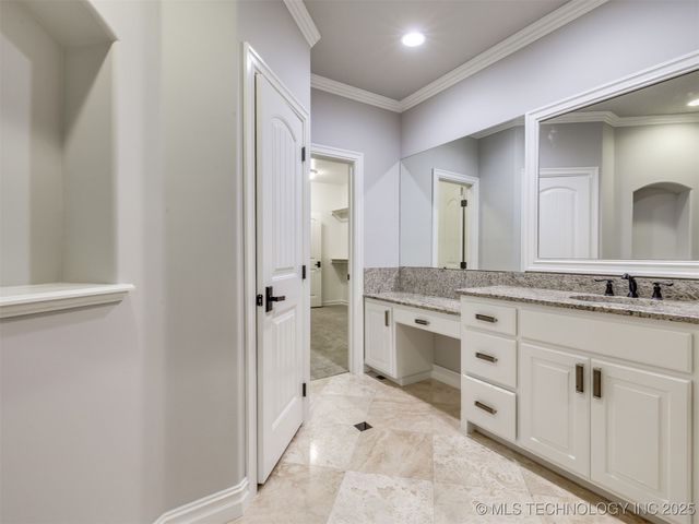 10712 S 95th East Court, Tulsa, OK 74133