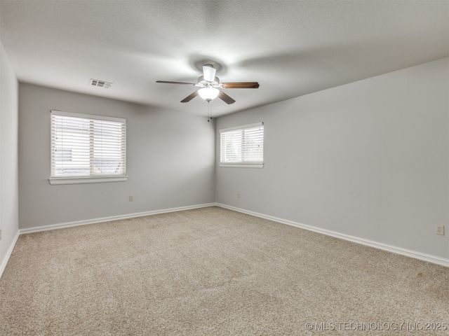 10712 S 95th East Court, Tulsa, OK 74133