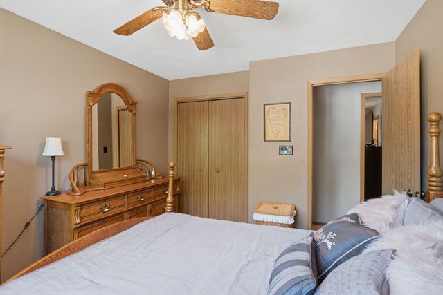 1007 7th Street, Hampton, IL 61256
