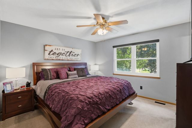 1007 7th Street, Hampton, IL 61256