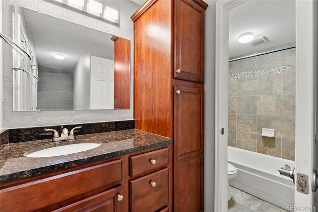 625 N Pennsylvania Street 407, Denver, CO 80203