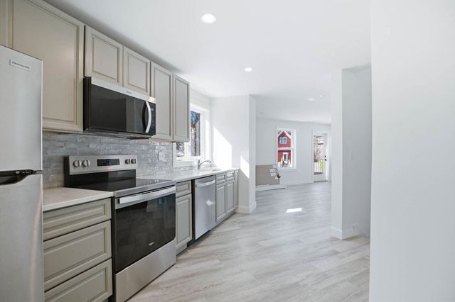 23 Blake Street unit 2, Revere, MA 02151