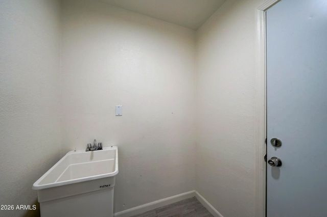 10202 N 45TH Avenue, Glendale, AZ 85302