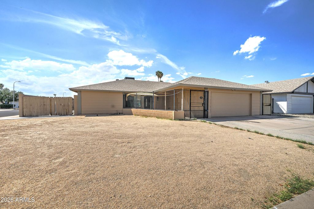 10202 N 45TH Avenue, Glendale, AZ 85302 — photo 3
