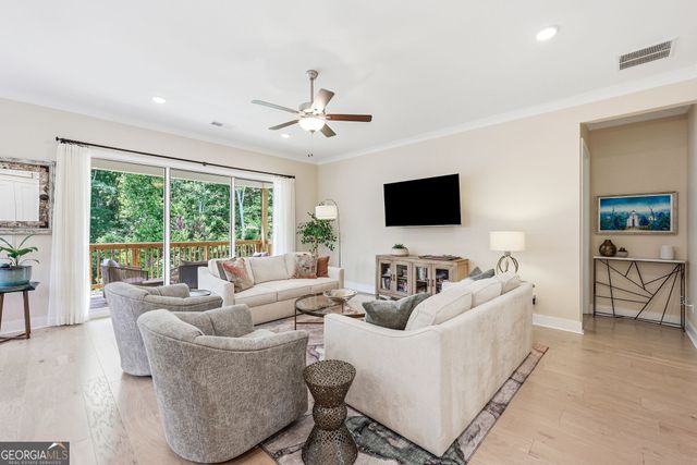 7012 Cottage Grove Drive, Flowery Branch, GA 30542