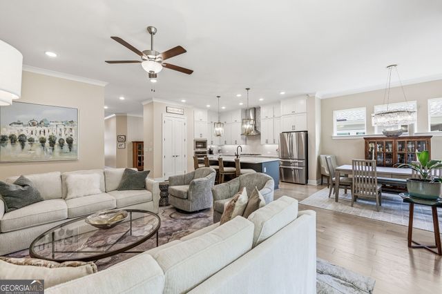 7012 Cottage Grove Drive, Flowery Branch, GA 30542