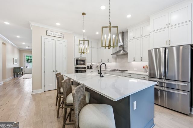 7012 Cottage Grove Drive, Flowery Branch, GA 30542