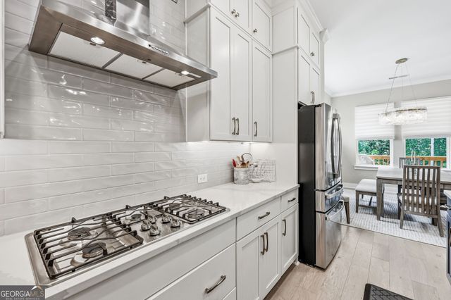 7012 Cottage Grove Drive, Flowery Branch, GA 30542