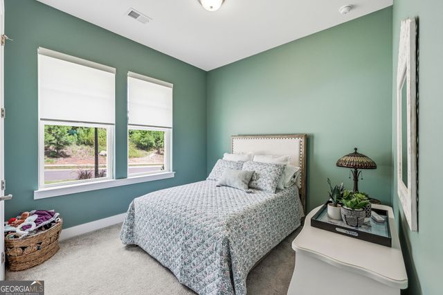 7012 Cottage Grove Drive, Flowery Branch, GA 30542