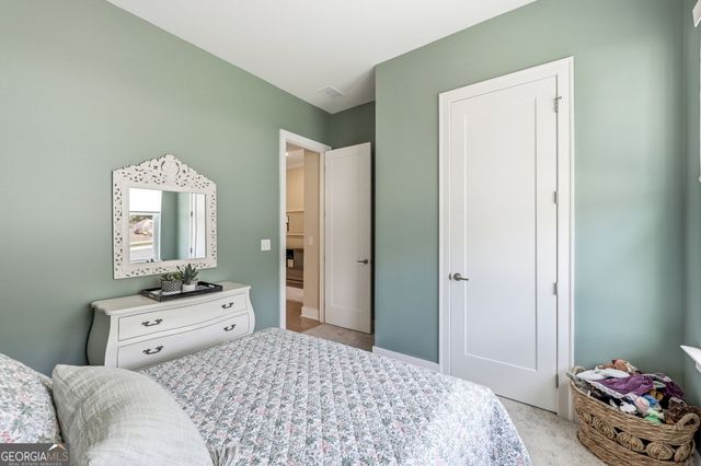 7012 Cottage Grove Drive, Flowery Branch, GA 30542