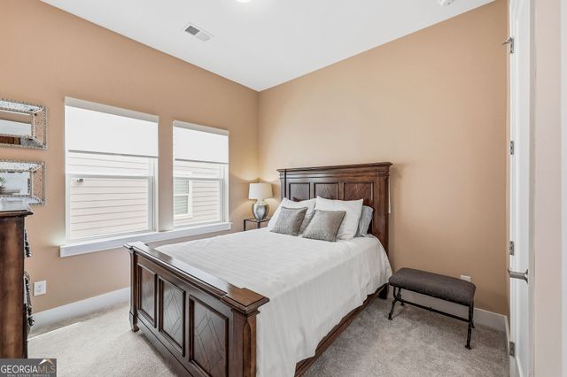 7012 Cottage Grove Drive, Flowery Branch, GA 30542