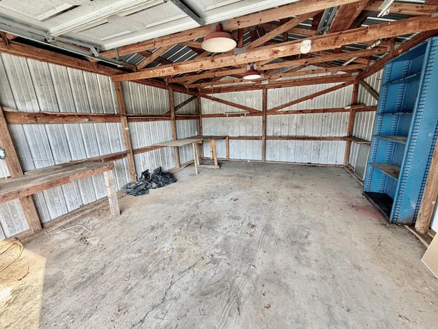 207 Rolling Cliff Drive, Bronston, KY 42518