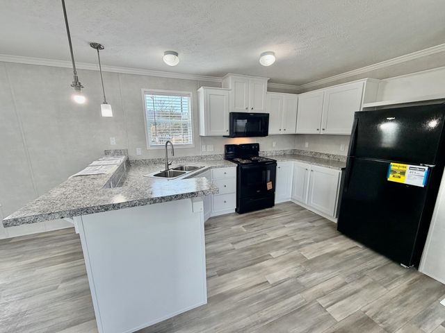 207 Rolling Cliff Drive, Bronston, KY 42518