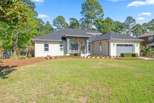 213 Yacht Club Drive, Niceville, FL 32578