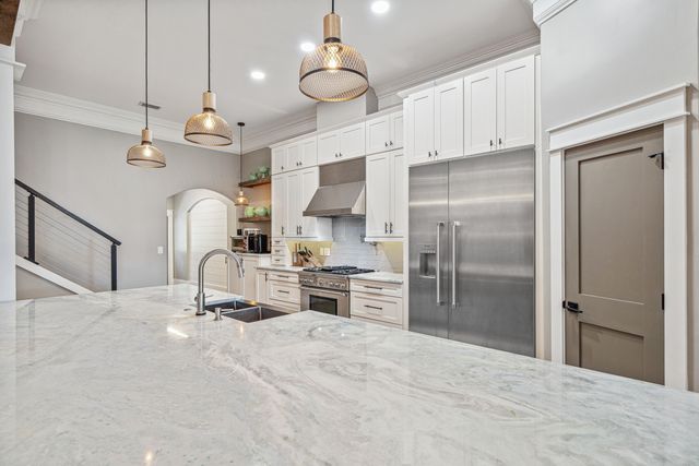 213 Yacht Club Drive, Niceville, FL 32578