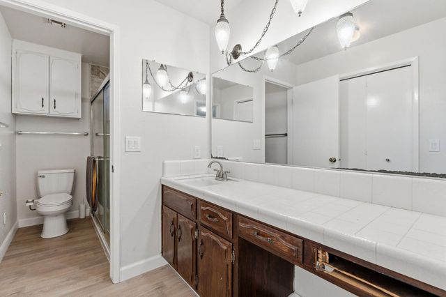 5792 W Olive Avenue, Fresno, CA 93722