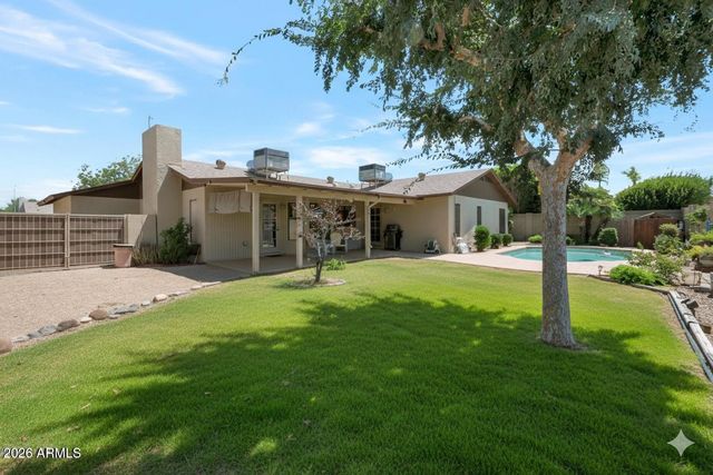 3227 W KRISTAL Way, Phoenix, AZ 85027