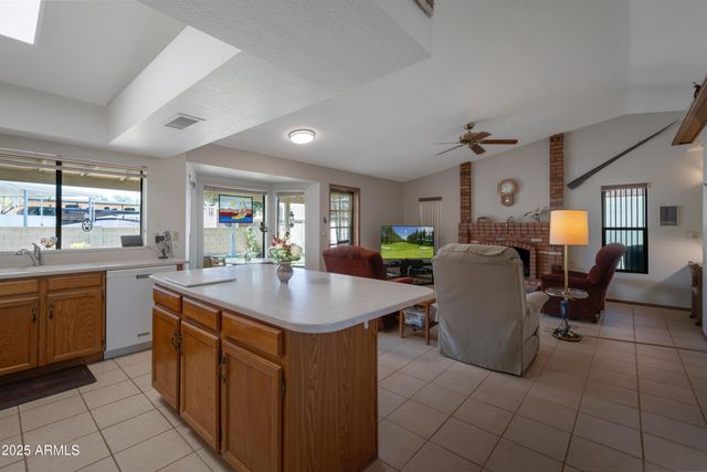 3227 W KRISTAL Way, Phoenix, AZ 85027