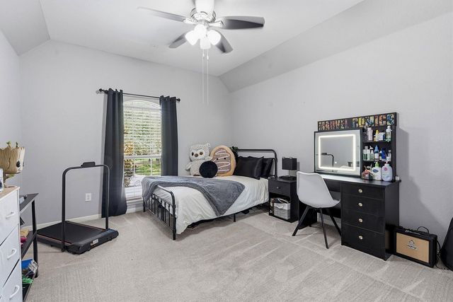 2700 Lothian DR, Cedar Park, TX 78613