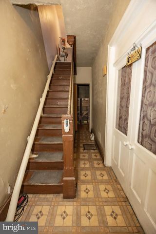 1216 W SOMERSET ST, Philadelphia, PA 19133