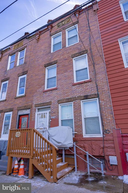 1216 W SOMERSET ST, Philadelphia, PA 19133