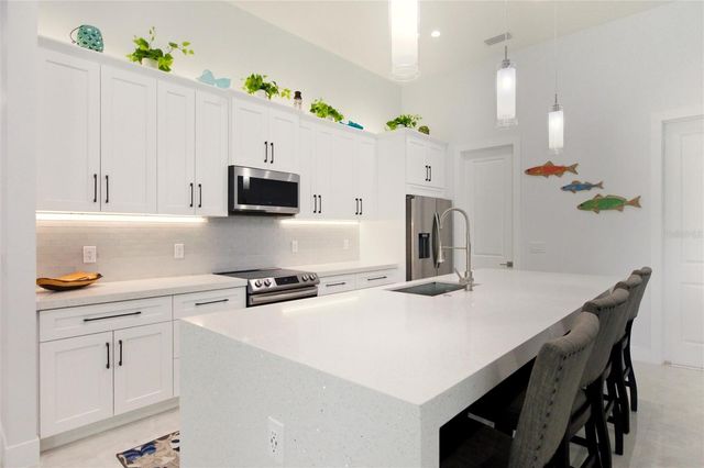 1822 SW 48TH TERRACE, Cape Coral, FL 33914