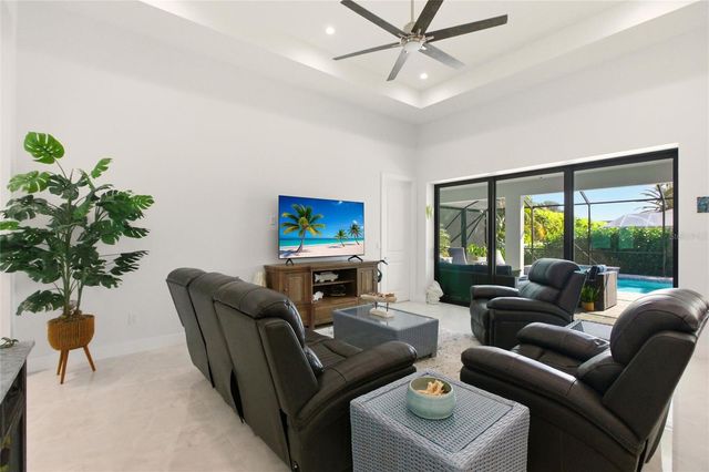 1822 SW 48TH TERRACE, Cape Coral, FL 33914