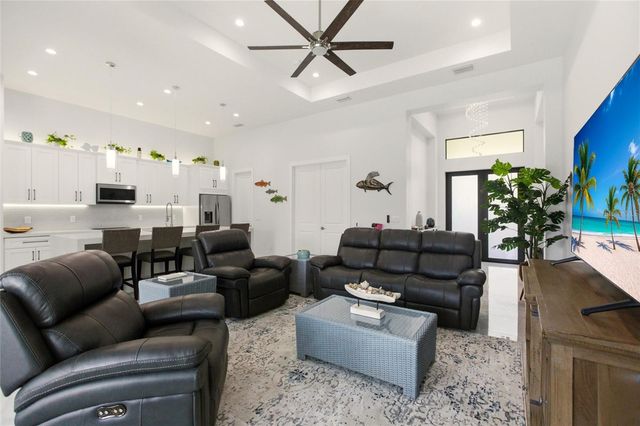 1822 SW 48TH TERRACE, Cape Coral, FL 33914