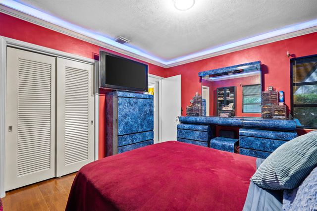 1802 Lake Osborne Drive, Lake Worth Beach, FL 33461