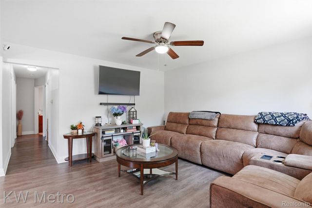 19411 Antago Street, Livonia, MI 48152